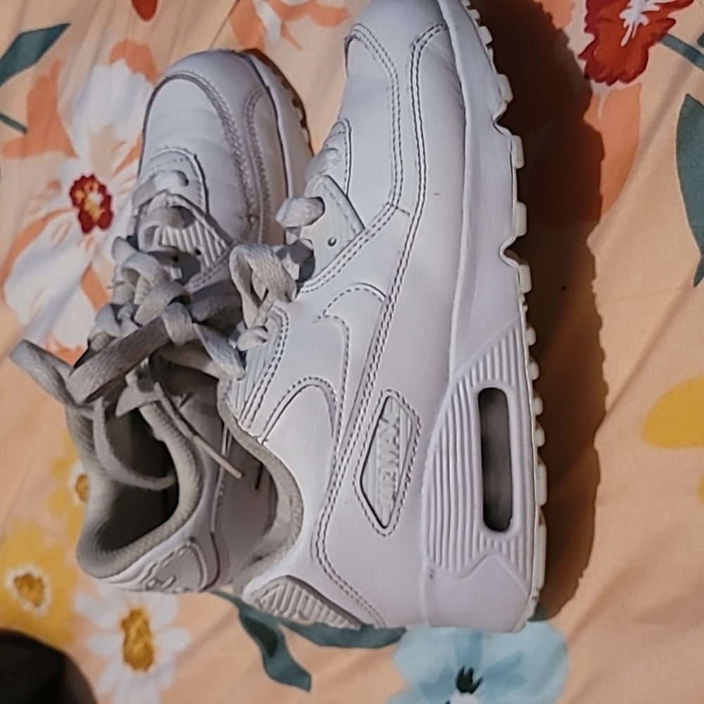 Kids shoes